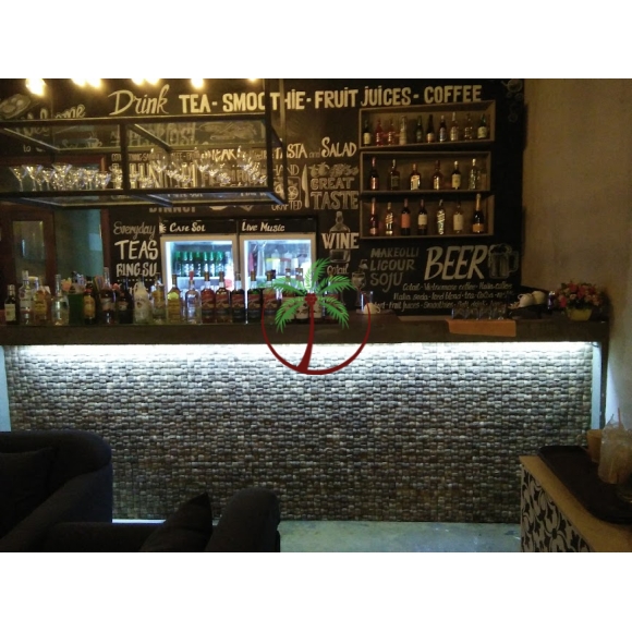 Gạch gáo dừa ốp quầy bar